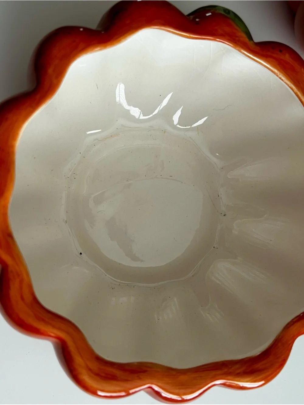 2 Glossy Ceramic Pumpkin Soup Bowl with Green Leaf Accent